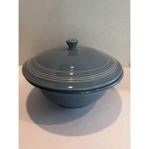 Fiestaware Periwinkle Blue 2 Quart Round Covered Casserole Dish Fiesta HLC